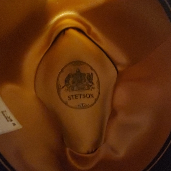 Hat - Picture 3 of 3